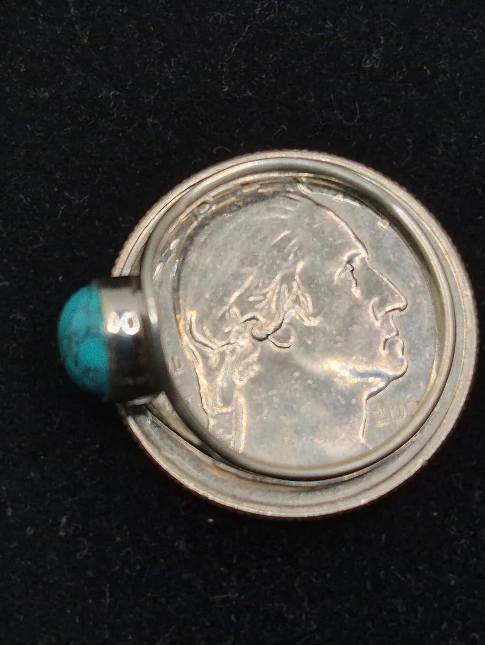 .925 Sterling Silver Elegant Women's Circular Design Turquoise Ring